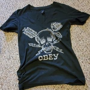 Obey short sleeve v neck tee